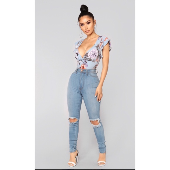 Fashion Nova Tops - Fashion Nova Floral Bodysuit